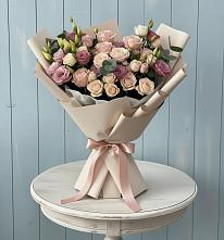 Букет цветов из:  Розы и Лизиантусы #REPLACE_PRED# Ольгинской