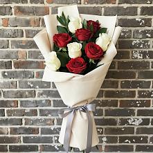 Букет цветов из:  Розы #REPLACE_PRED# Ольгинской