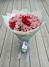Букет цветов из:  Альстромерии в Ольгинской