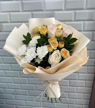 Букет цветов из:  Розы и Хризантемы в Ольгинской