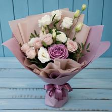 Букет цветов из:  Розы и Лизиантусы в Ольгинской