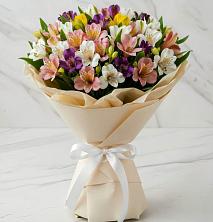 Букет цветов из:  Альстромерии в Ольгинской
