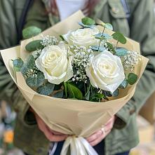 Букет цветов из:  Розы #REPLACE_PRED# Ольгинской