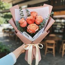 Букет цветов из:  Розы #REPLACE_PRED# Ольгинской