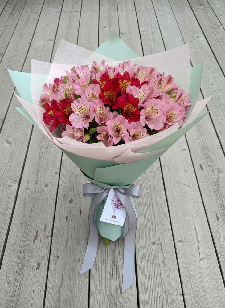 Букет цветов из: Альстромерии в Ольгинской