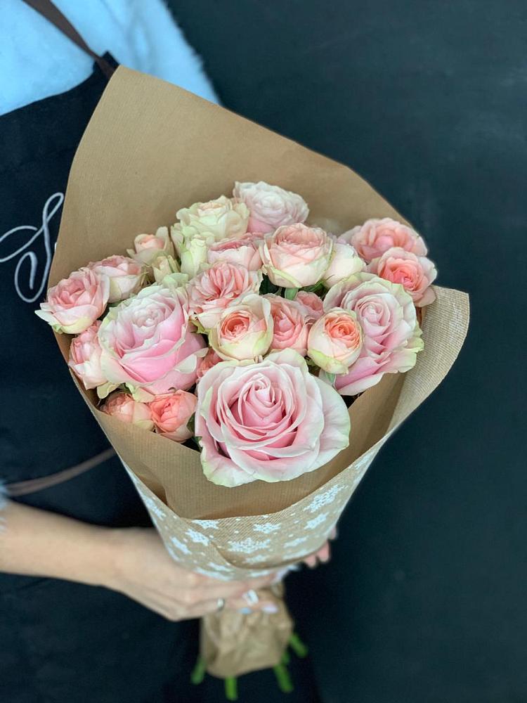 Букет цветов из: Хризантемы и Розы в Ольгинской