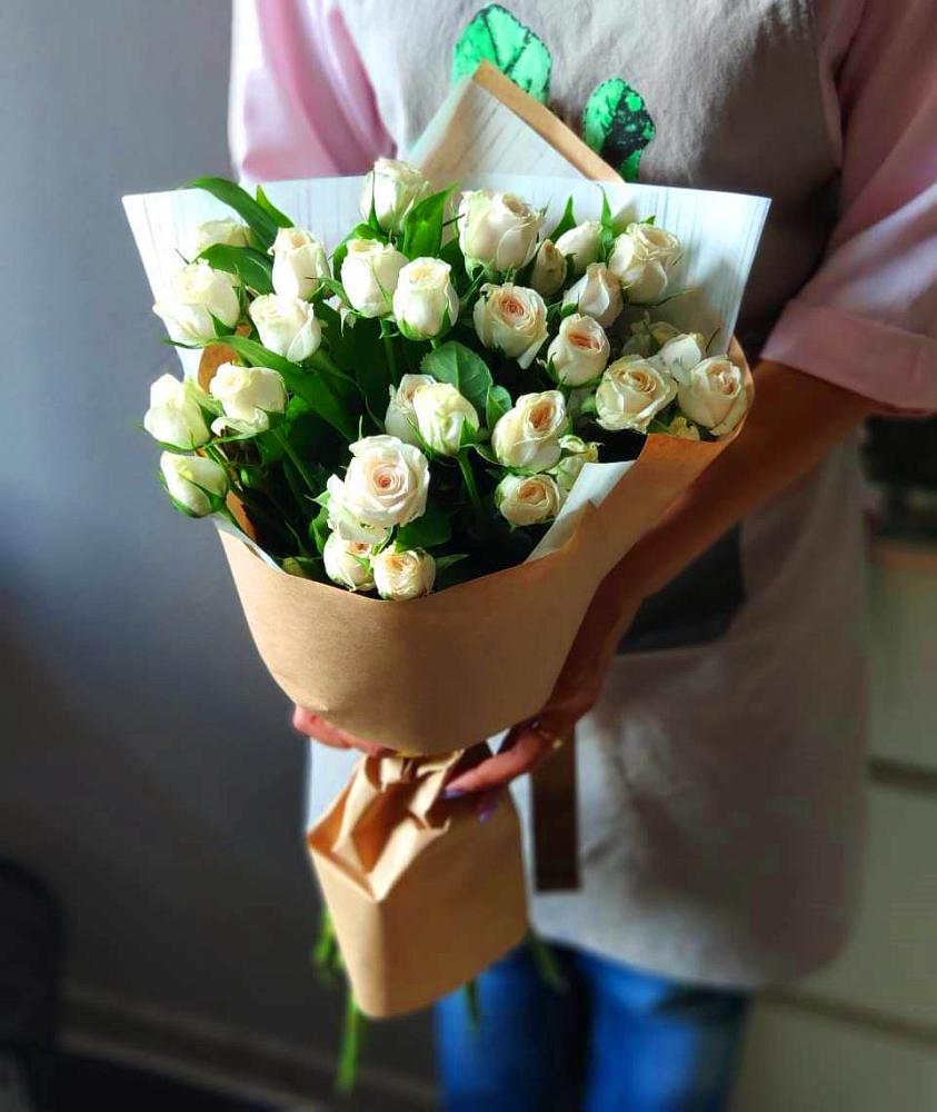 Букет цветов из: Розы в Ольгинской
