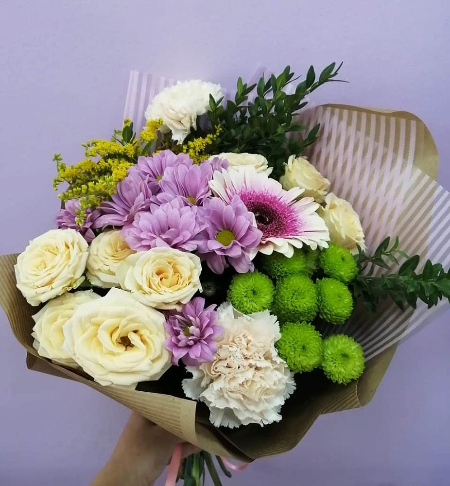 Букет цветов из: Хризантемы, Розы, Гвоздики и Герберы в Ольгинской