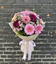 Букет цветов из:  Герберы и Хризантемы #REPLACE_PRED# Ольгинской
