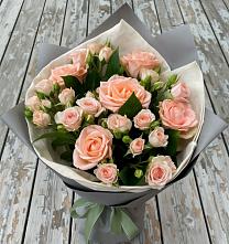 Букет цветов из:  Розы в Ольгинской