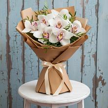 Букет цветов из:  Орхидеи и Розы в Ольгинской