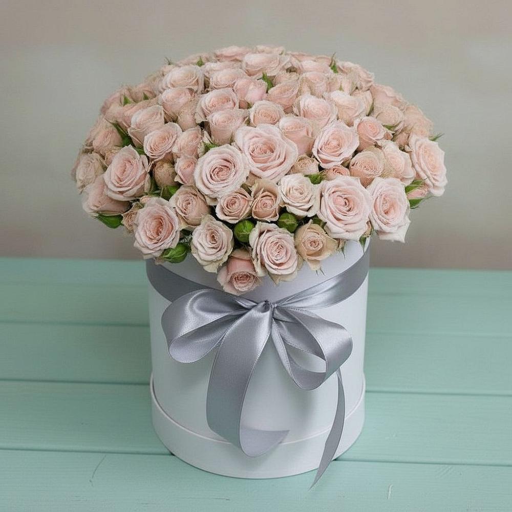 Цветочная композиция из Розы в шляпной коробке в Ольгинской